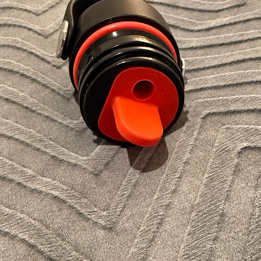 Hydro Flask Standard Flex Straw Cap and straws - Picture 3 of 4